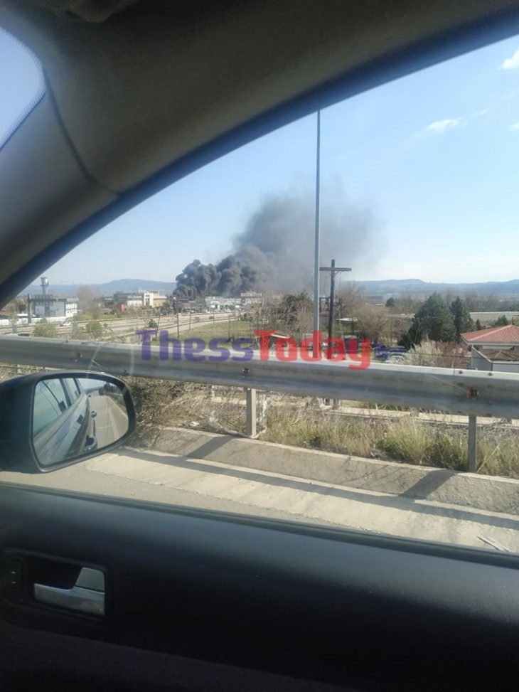 Θεσσαλονίκη φωτιά: Φωτιά ξέσπασε κοντά στο στρατιωτικό αεροδρόμιο