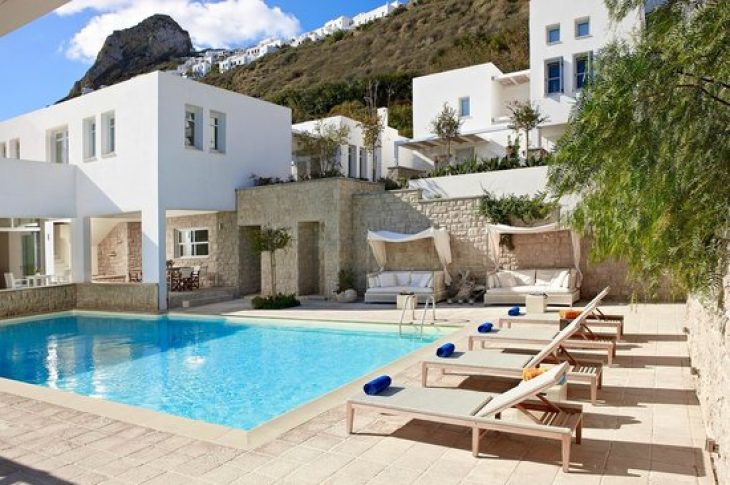 Telegraph: Αυτά είναι τα 6 καλύτερα ξενοδοχεία στην Ελλάδα
