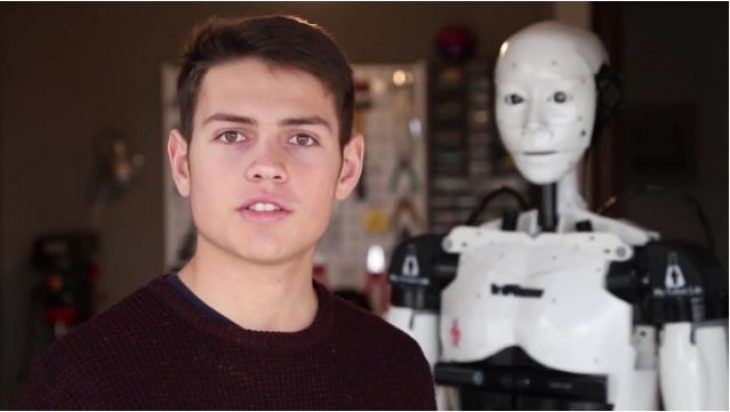 Δημήτρης Χατζής: Ο 15χρονος Καβαλιώτης που έφτιαξε ρομπότ με τεχνητή νοημοσύνη