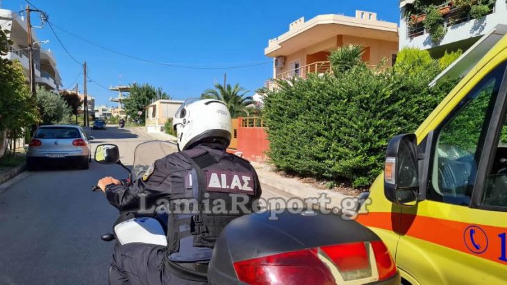 Συγκλονίζει Έλληνας αστυνομικός: Πήδηξε από διπλανό μπαλκόνι για να απεγκλωβίσει ηλικιωμένο
