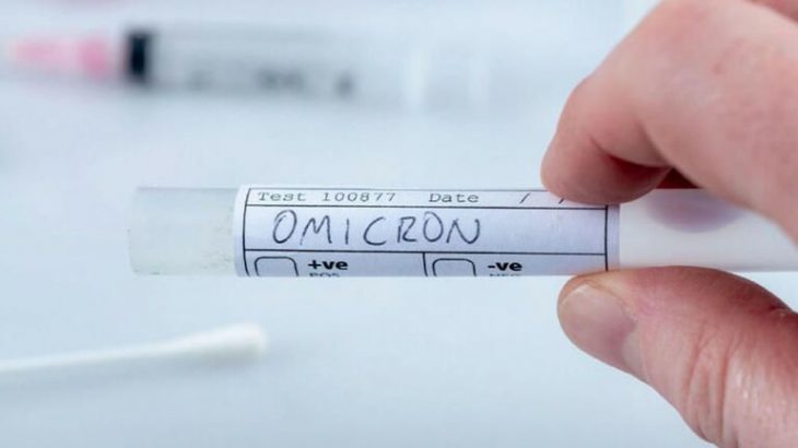 Μετάλλαξη Όμικρον: Μεταδοτικότητα – Την πιάνουν εμβόλια και rapid test; 11 απαντήσεις Μόσιαλου για μετάλλαξη Μποτσουάνας