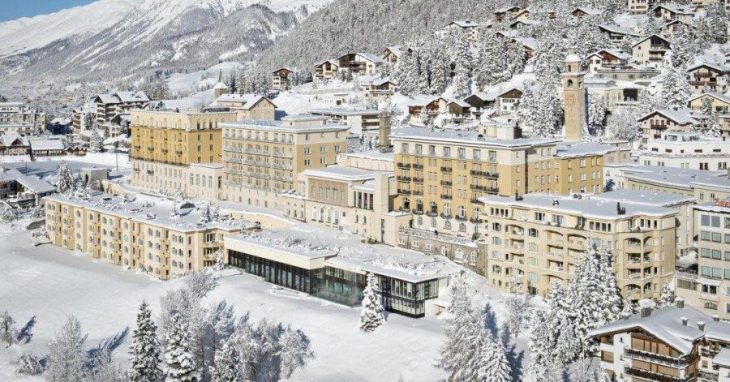 Ξενοδοχείο οικογένειας Νιάρχου: Είναι υπερλουξ, φιλοξενεί διάσημους και πλούσιους και εσωτερικά είναι σαν παλάτι
