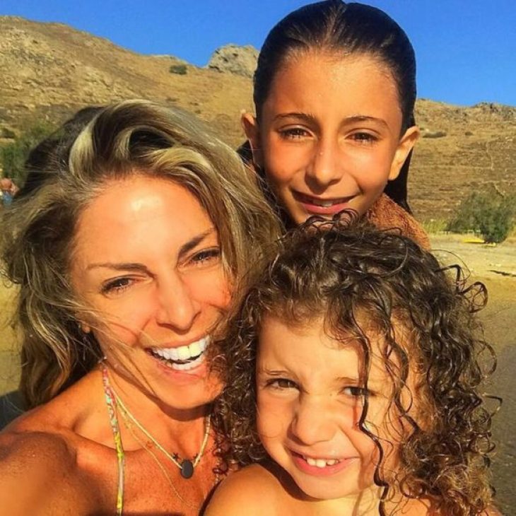 Κατερίνα Λάσπα: Η κόρη της μεγάλωσε, είναι σκέτη γλύκα και μοιάζει με τη μαμά της σαν δύο σταγόνες νερό