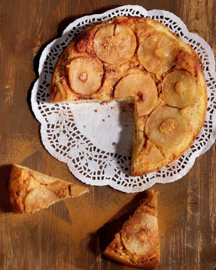 Νηστίσιμη μηλόπιτα με κανέλα: Χωρίς ζάχαρη, αυγά και βούτυρο – Όλη η γλύκα κρύβεται στο μέλι