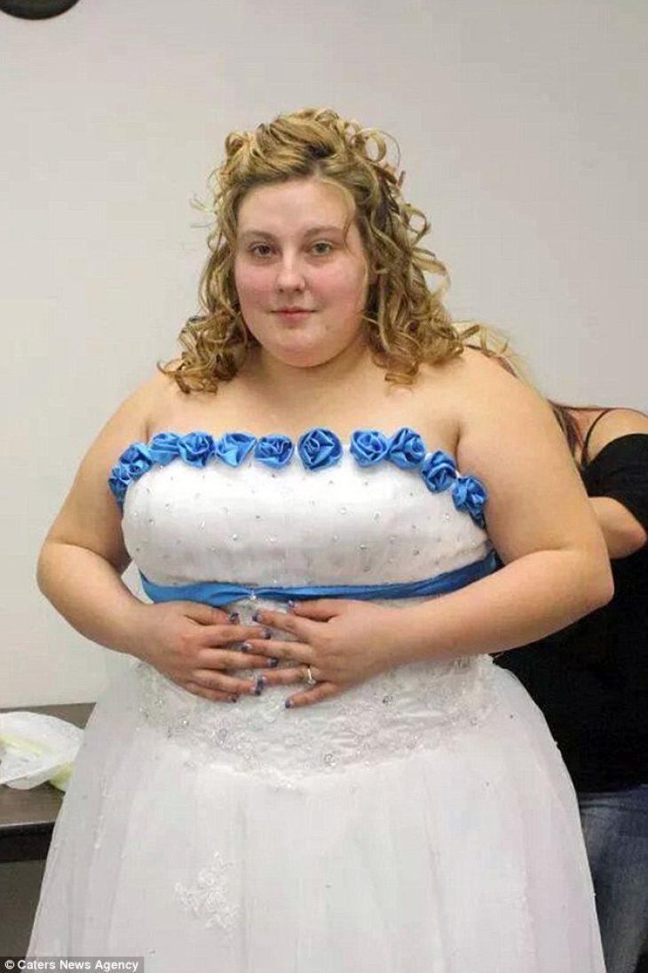 Γυναίκα έχασε σχεδόν 90 κιλά: Στον γάμο της δε χωρούσε στο νυφικό της, αδυνάτισε και έγινε μια κούκλα