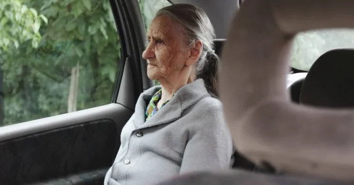 «Το δρομολόγιο που μου άλλαξε τη ζωή»: Η εξομολόγηση ενός ταξιτζή για τον πιο απρόσμενο επιβάτη