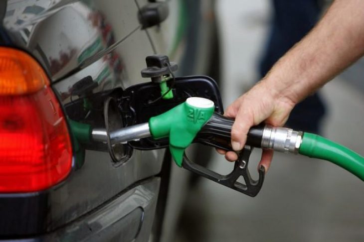 Πώς θα πάρετε την προπληρωμένη κάρτα – Τα ποσά για βενζίνη και πετρέλαιο