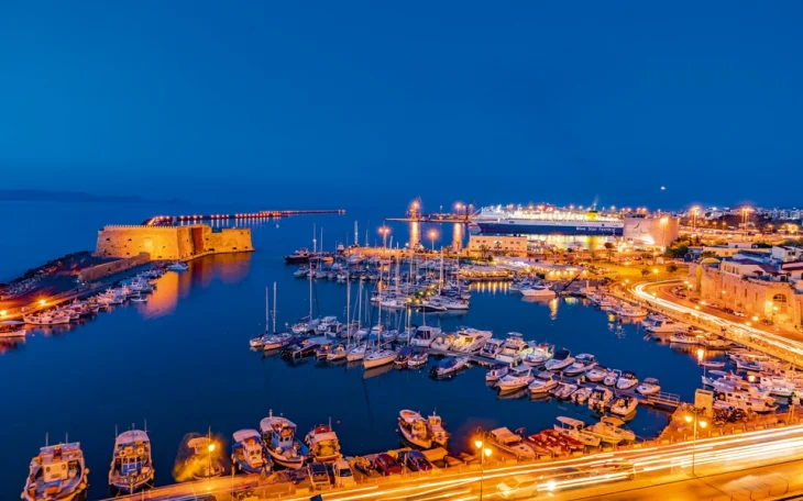 Ηράκλειο – Σαντορίνη: Αγορά πλοίου από το ΚΤΕΛ που θα συνδέει την Κρήτη με τις Κυκλάδες