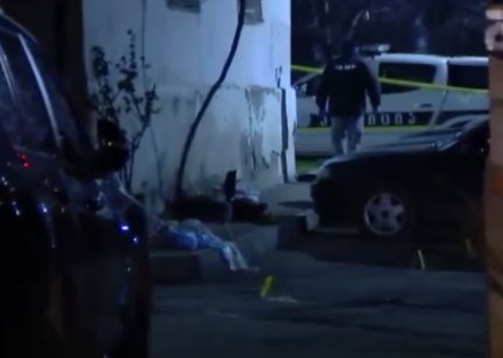 Τρόμος και ουρλιαχτά σε γειτονιά: Πρώην στρατιωτικός βγήκε στο μπαλκόνι, σκότωσε 5 περαστικούς και αυτοκτόνησε